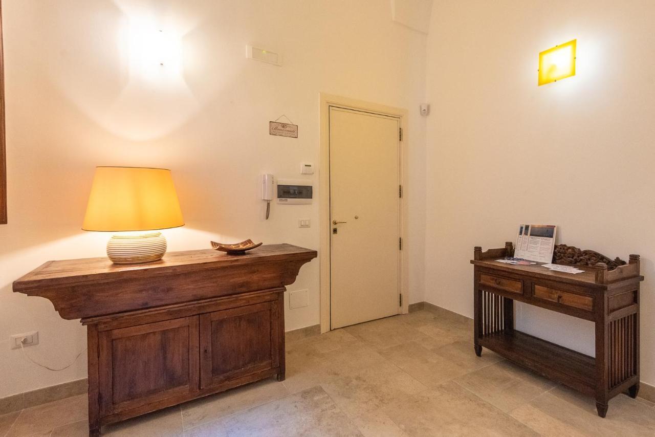 Rubichi 6 - Old Town Apartment Sit Lecce Eksteriør bilde