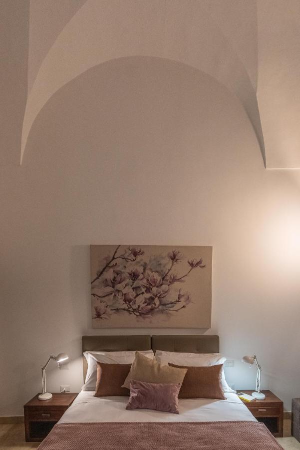 Rubichi 6 - Old Town Apartment Sit Lecce Eksteriør bilde