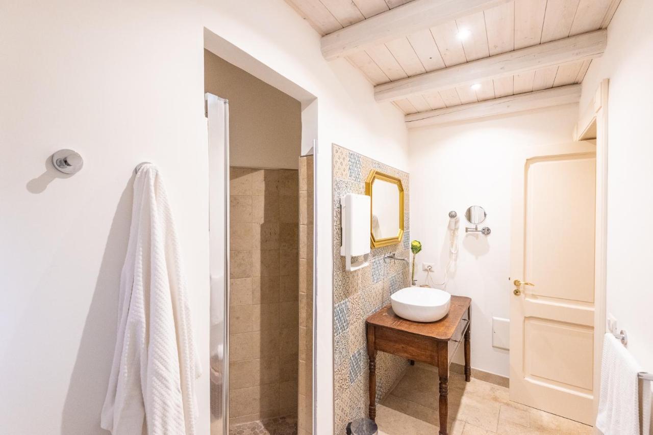 Rubichi 6 - Old Town Apartment Sit Lecce Eksteriør bilde