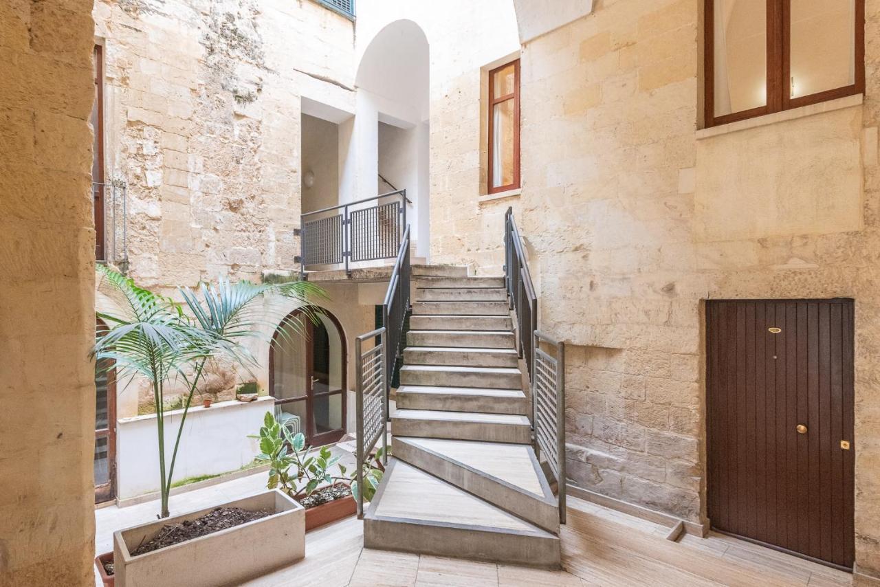 Rubichi 6 - Old Town Apartment Sit Lecce Eksteriør bilde