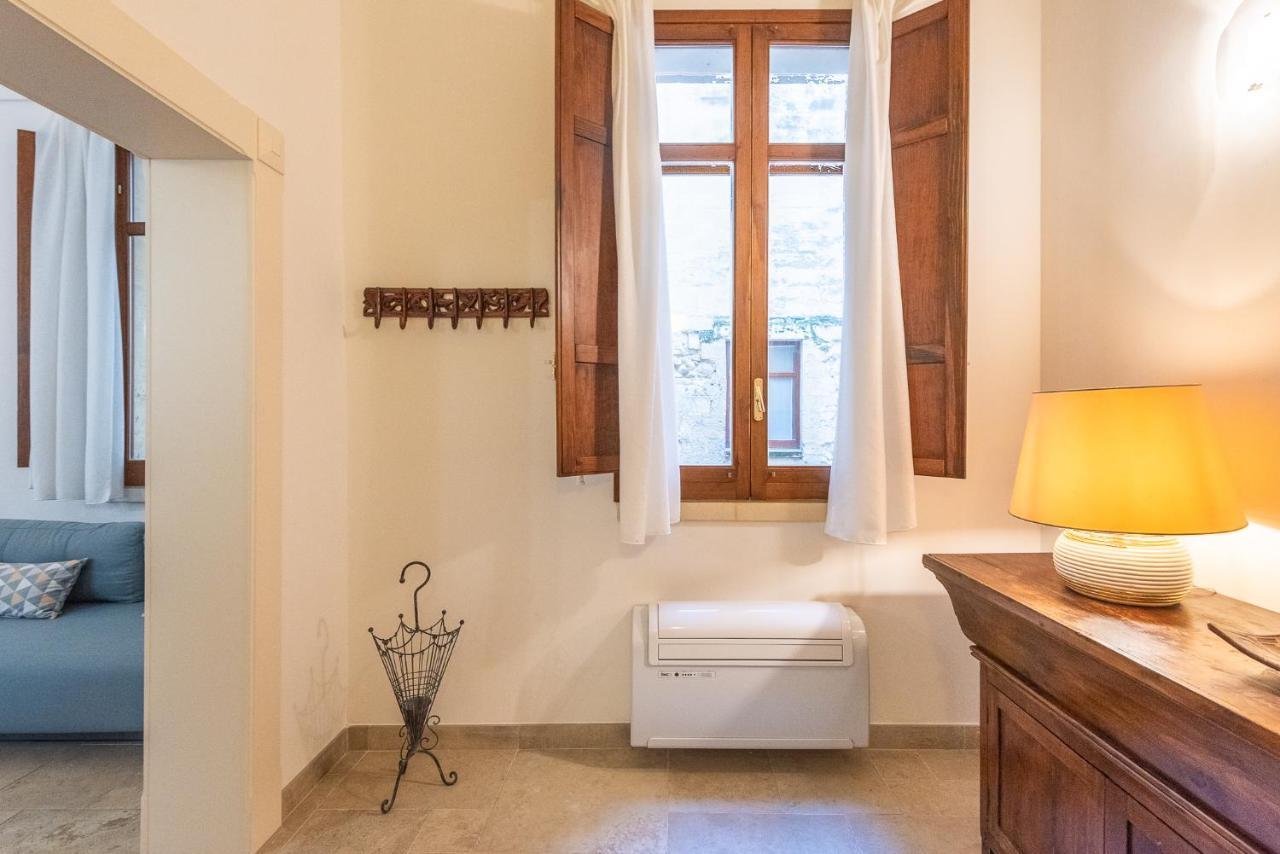 Rubichi 6 - Old Town Apartment Sit Lecce Eksteriør bilde