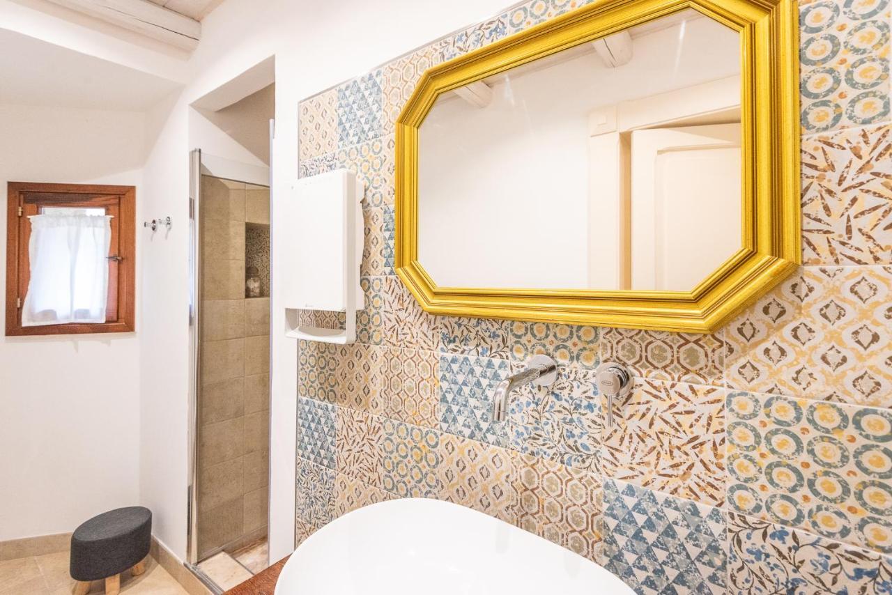 Rubichi 6 - Old Town Apartment Sit Lecce Eksteriør bilde