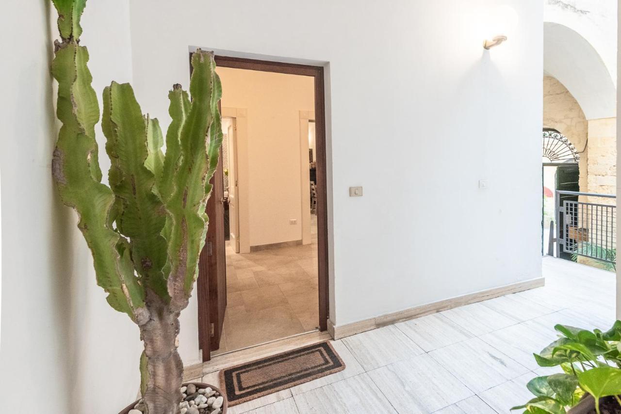 Rubichi 6 - Old Town Apartment Sit Lecce Eksteriør bilde